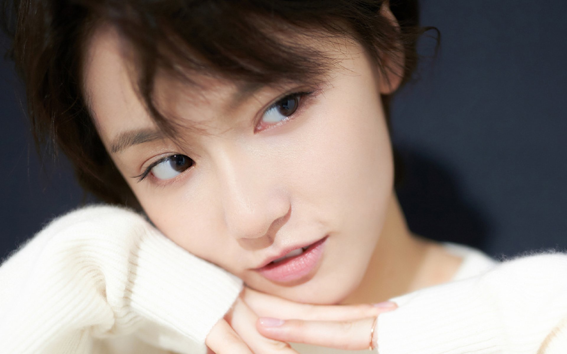 开云电竞入口-边路球员是否能通过持球时间控制整体进攻节奏,边路球员怎么摆脱防守人员