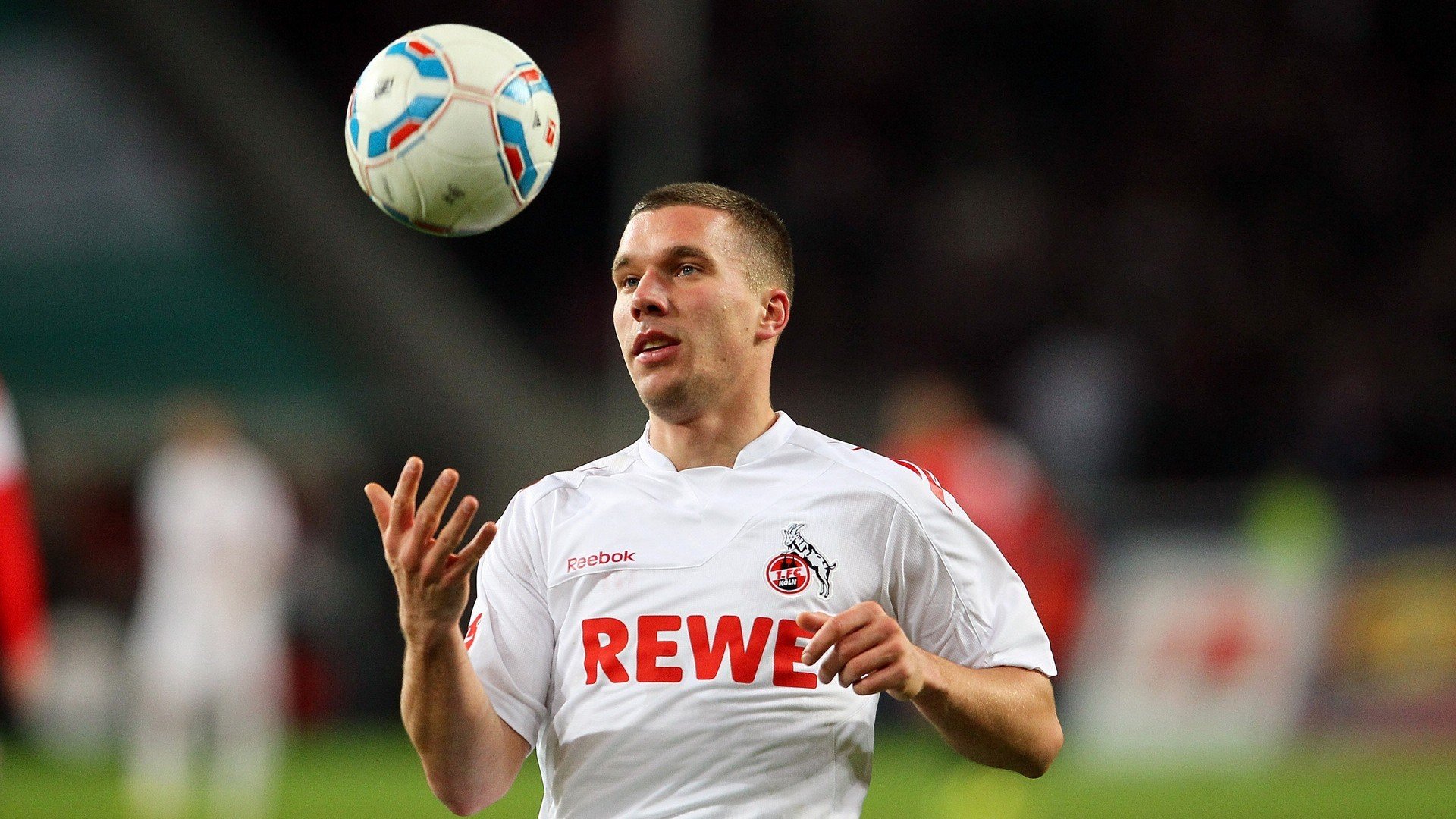 《FIFA》电竞联赛积分榜更新，热门战队表现抢眼，fifa电竞中国排名